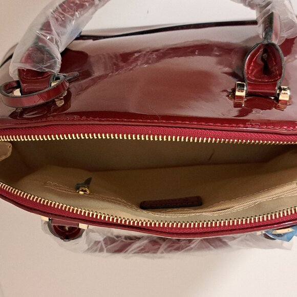 Stauer Red Patent Leather Purse NWOT - Picture 9 of 16